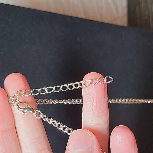 Vintage Silver Tone Faux Pearl Cluster Necklace - Picture 4 of 4